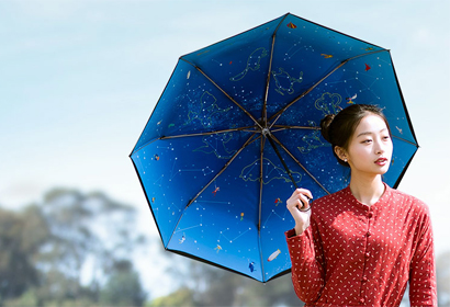 深圳市明光雨伞有限公司(香港明光雨伞有限公司)于2005年建立,是一家集设计、生产、销售于一体的工厂。在制伞工艺方面有较深的经验。
深圳市明光雨伞有限公司是一家集生产加工、经销批发的有限责任公司。高尔夫伞,二折伞、广告伞、直杆伞、三折伞、纤维伞、铅笔伞、婴儿伞、沙滩海滩伞、雨伞、遮阳伞是深圳市明光雨伞有限公司的主营产品。
目前已涉及广告伞、2- 5 折伞、童伞、高尔夫球伞、晴雨礼品伞以及沙滩伞等上百多种产品,主推高尔夫伞的制作以及日本伞的8片和6片伞拼接图案伞。高尔夫伞的各种规格、款式新颖,制作讲 深圳市明光雨伞有限公司(香港明光雨伞有限公司)于2005年建立,是一家集设计、生产、销售于一体的工厂。在制伞工艺方面有较深的经验。
深圳市明光雨伞有限公司是一家集生产加工、经销批发的有限责任公司。高尔夫伞,二折伞、广告伞、直杆伞、三折伞、纤维伞、铅笔伞、婴儿伞、沙滩海滩伞、雨伞、遮阳伞是深圳市明光雨伞有限公司的主营产品。
目前已涉及广告伞、2- 5 折伞、童伞、高尔夫球伞、晴雨礼品伞以及沙滩伞等上百多种产品,主推高尔夫伞的制作以及日本伞的8片和6片伞拼接图案伞。高尔夫伞的各种规格、款式新颖,制作讲